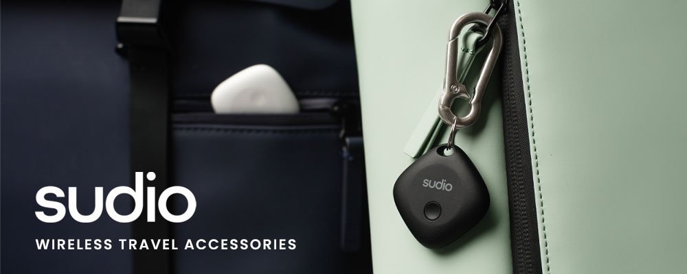 Reklamebanner for Sudio trådløse hovedtelefoner og rejsetilbehør.